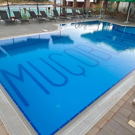 Mucobega 2 Hotel Sarandë