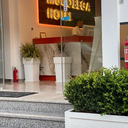 Mucobega 2 4* Sarandë
