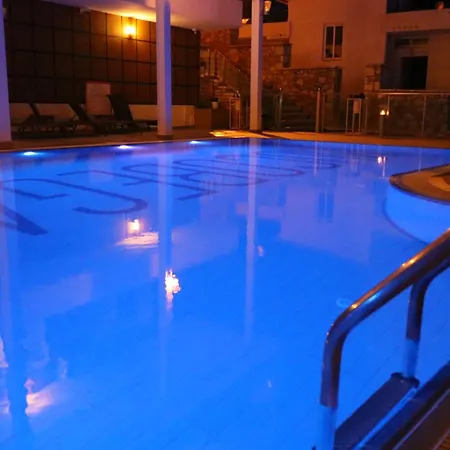 Mucobega 2 4* Sarandë